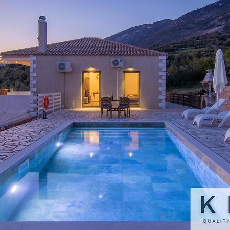 Skoumas Villa Surrounded By Olive Trees! Vlachata エクステリア 写真
